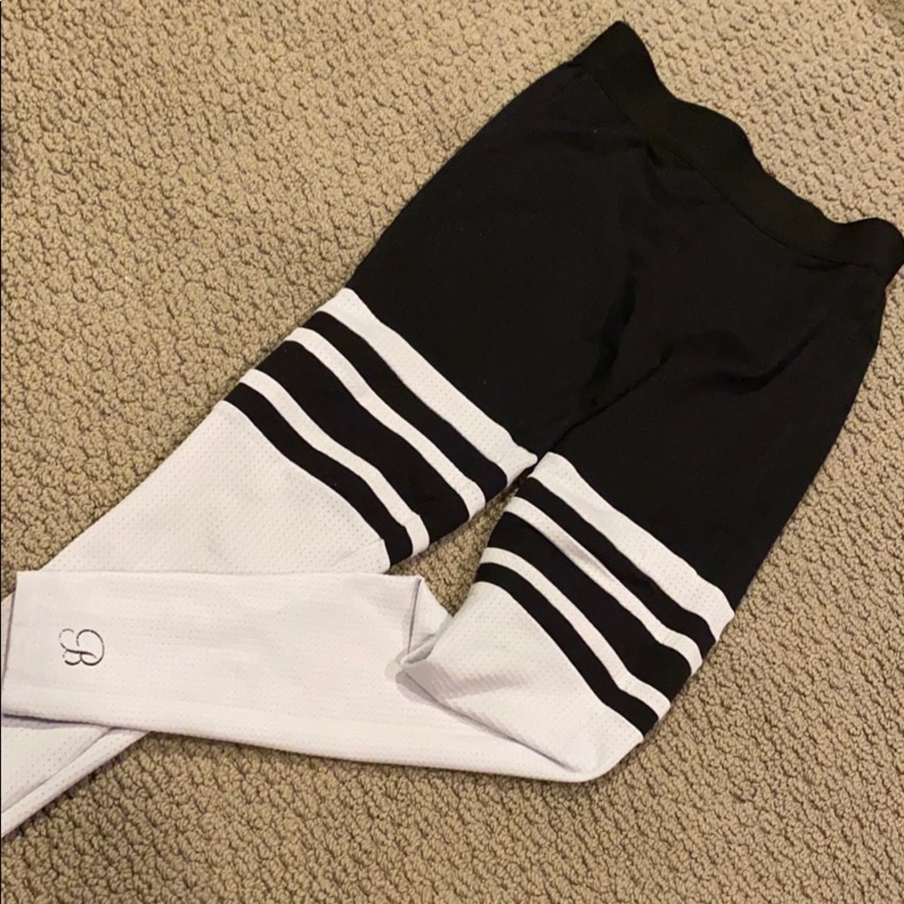 Bombshell sportswear leggings!
